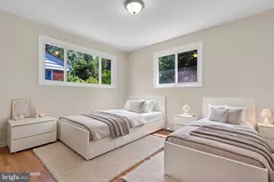 10307 Insley St, Silver Spring, MD 20902 - Photo 15