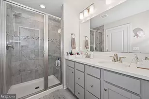 13316 Garnkirk Forest Dr, Clarksburg, MD 20871 - Photo 25