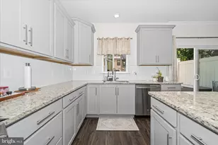 13316 Garnkirk Forest Dr, Clarksburg, MD 20871 - Photo 13