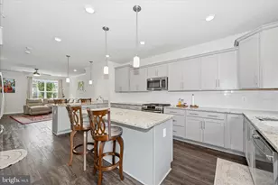 13316 Garnkirk Forest Dr, Clarksburg, MD 20871 - Photo 11