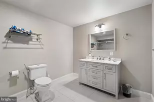 11612 Settlers Cir, Germantown, MD 20876 - Photo 57