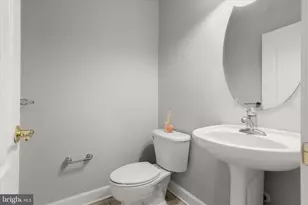 563 Pelican Ave, Gaithersburg, MD 20877 - Photo 25