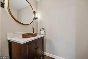 16 Fairwood Ct, Rockville, MD 20850 - Photo 13