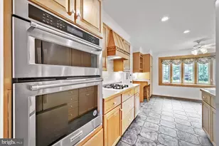 852 Diamond Dr, Gaithersburg, MD 20878 - Photo 9