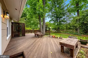 852 Diamond Dr, Gaithersburg, MD 20878 - Photo 29