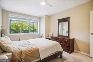 10500 Rockville Pik, Rockville, MD 20852 - Photo 13