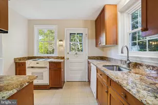 5212 Augusta St, Bethesda, MD 20816 - Photo 3