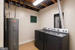 11756 Carriage House Dr, Silver Spring, MD 20904 - Photo 35