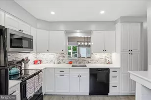 71 Kinsman View Cir, Silver Spring, MD 20901 - Photo 7