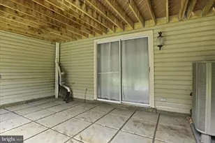 71 Kinsman View Cir, Silver Spring, MD 20901 - Photo 29