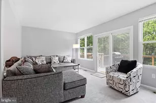 71 Kinsman View Cir, Silver Spring, MD 20901 - Photo 3