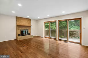 8026 Cypress Grove Ln, Cabin John, MD 20818 - Photo 15