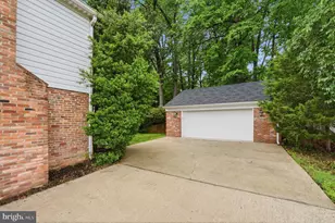 12112 Whippoorwill Ln, Rockville, MD 20852 - Photo 5