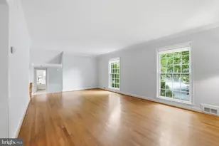 12112 Whippoorwill Ln, Rockville, MD 20852 - Photo 11