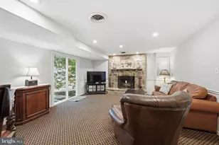 12112 Whippoorwill Ln, Rockville, MD 20852 - Photo 23