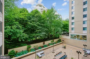 4601 N Park Ave, Chevy Chase, MD 20815 - Photo 9