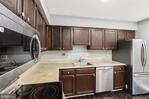 3648 Alpen Green Way, Burtonsville, MD 20866 - Photo 11