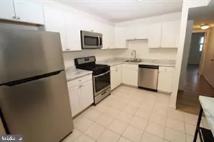 884 Quince Orchard Blvd, Gaithersburg, MD 20878 - Photo 5