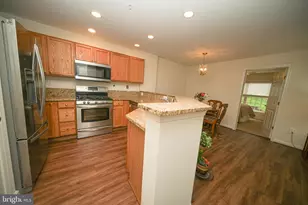 18821 Sparkling Water Dr, Germantown, MD 20874 - Photo 5