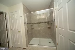 18821 Sparkling Water Dr, Germantown, MD 20874 - Photo 21