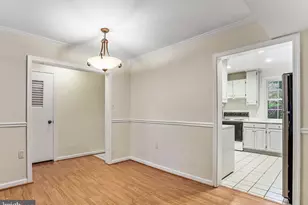 812 Azalea Dr, Rockville, MD 20850 - Photo 5