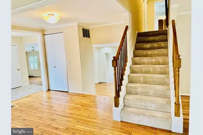 9124 Wandering Trail Drive, Potomac, MD 20854 - Photo 7