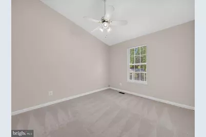 9413 Vineyard Haven Drive, Montgomery Village, MD 20886 - Photo 29