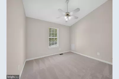 9413 Vineyard Haven Drive, Montgomery Village, MD 20886 - Photo 33