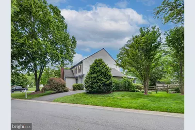 9413 Vineyard Haven Drive, Montgomery Village, MD 20886 - Photo 3