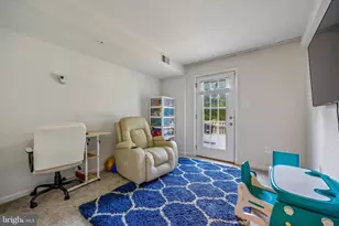 11601 Emerald Green Dr, Clarksburg, MD 20871 - Photo 21