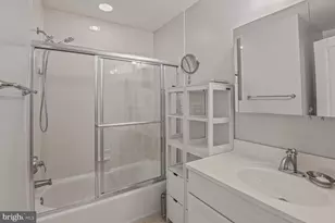 4304 Dresden St, Kensington, MD 20895 - Photo 27
