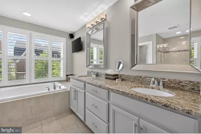 310 Crown Park Avenue, Gaithersburg, MD 20878 - Photo 37