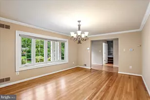 11704 Stonington Pl, Silver Spring, MD 20902 - Photo 9