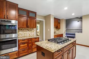 11704 Stonington Pl, Silver Spring, MD 20902 - Photo 19