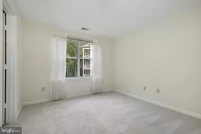 15313 Diamond Cove Terrace #10-8, Rockville, MD 20850 - Photo 5