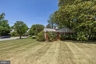 9201 Burley Dr, Bethesda, MD 20817 - Photo 7