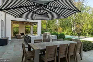 7101 Longwood Dr, Bethesda, MD 20817 - Photo 39