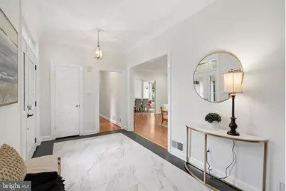 6613 Bradley Boulevard, Bethesda, MD 20817 - Photo 11