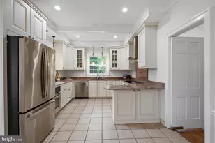 6613 Bradley Blvd, Bethesda, MD 20817 - Photo 25