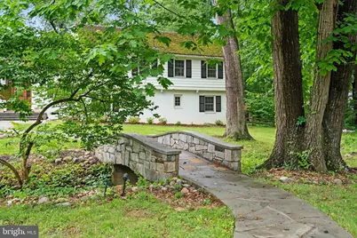 6613 Bradley Boulevard, Bethesda, MD 20817 - Photo 3