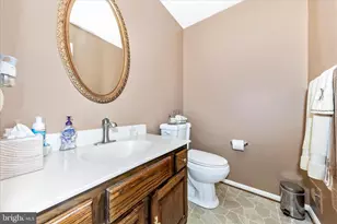 17021 Flatwood Rd, Rockville, MD 20855 - Photo 19