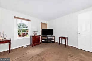 17021 Flatwood Rd, Rockville, MD 20855 - Photo 31