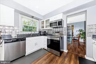 17021 Flatwood Rd, Rockville, MD 20855 - Photo 9