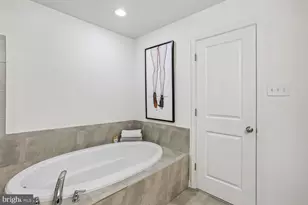 123 Fairbanks Dr, Gaithersburg, MD 20877 - Photo 23