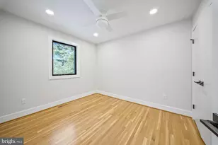 6311 Carnegie Dr, Bethesda, MD 20817 - Photo 51