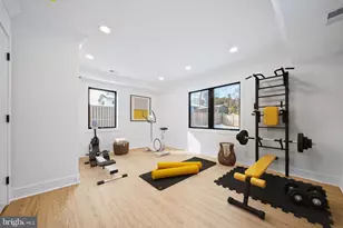 6311 Carnegie Dr, Bethesda, MD 20817 - Photo 65