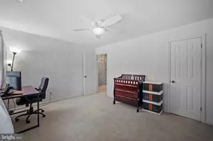 9405 Chatteroy Pl, Gaithersburg, MD 20886 - Photo 21