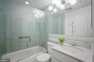 9405 Chatteroy Pl, Gaithersburg, MD 20886 - Photo 19