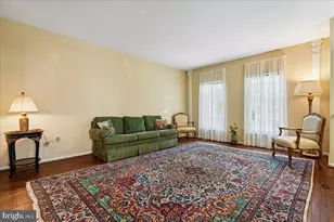 10109 Langhorne Ct, Bethesda, MD 20817 - Photo 9