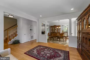 113 Summer Walk Dr, Gaithersburg, MD 20878 - Photo 3